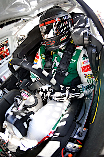 The No. 88 pit crew works quickly to get Dale Earnhardt, Jr. and the No. 88 car back into the race at Dover International Speedway Sunday, May 16, 2010. (Photo courtesy of Hendrick Motorsports) (Released)